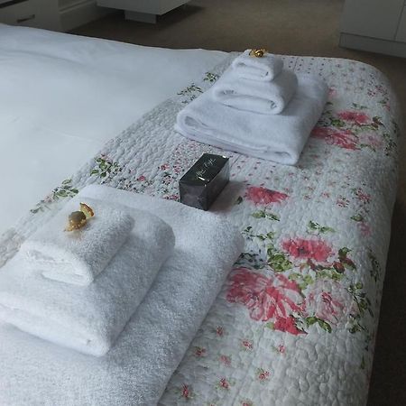 Blackmill Spinney Boutique B&B Chichester Exterior foto